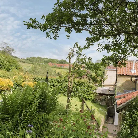 1 Belle Vue Holiday home